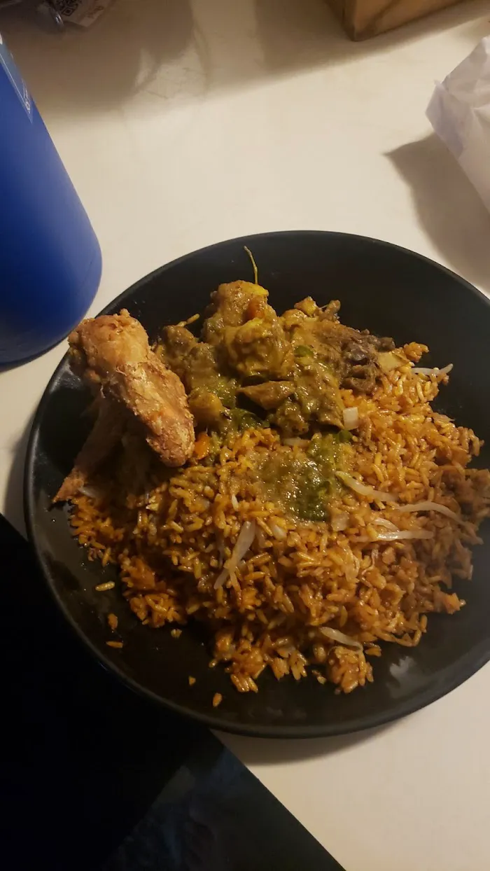 Sultan Wok Chinese, Sushi & Thai 9