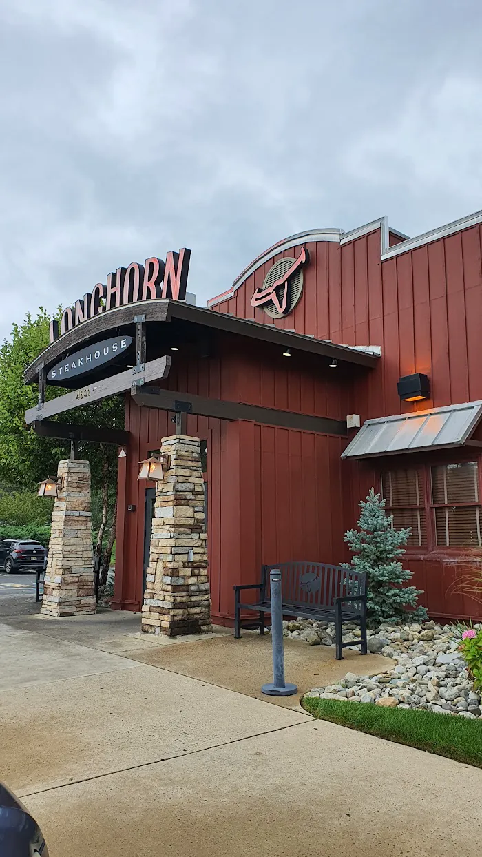 LongHorn Steakhouse 7