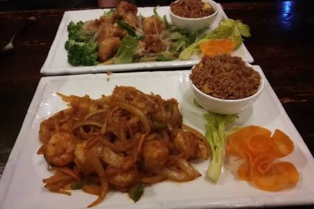 Lo's Garden Chinese & Japanese Restaurant