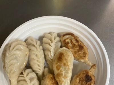 Hong Kong Garden Restaurant 0
