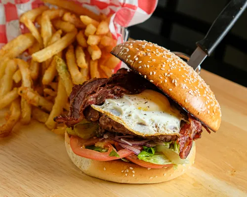 Sushi & Chinese Express & Burger Bar 4