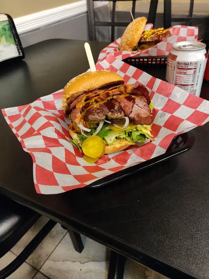 Sushi & Chinese Express & Burger Bar 3