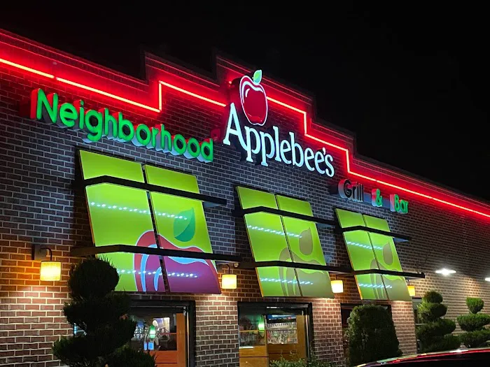 Applebee's Grill + Bar 3
