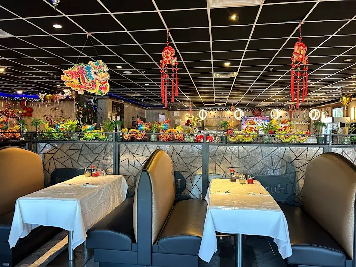 Hunan's Bistro & Sushi 6