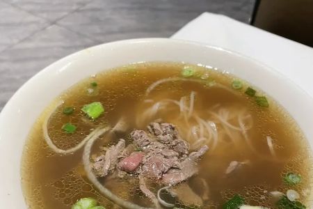 Hunan's Bistro & Sushi