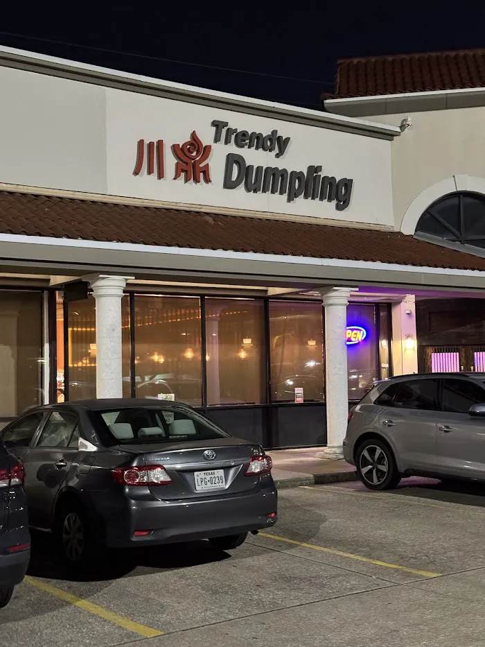 Trendy Dumpling 1