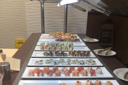 Li's Hot Wok Chinese Buffet