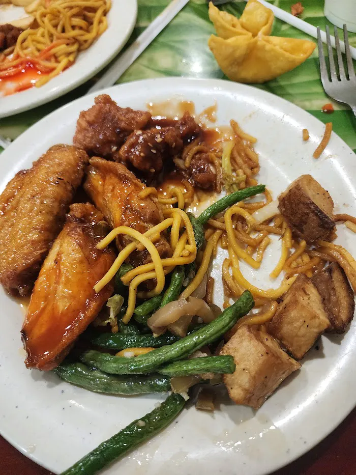 Li's Hot Wok Chinese Buffet 7