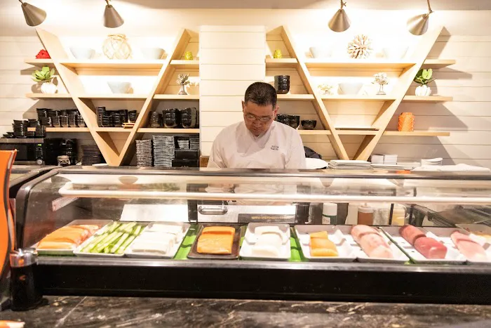 Hadashi Sushi Bar 1