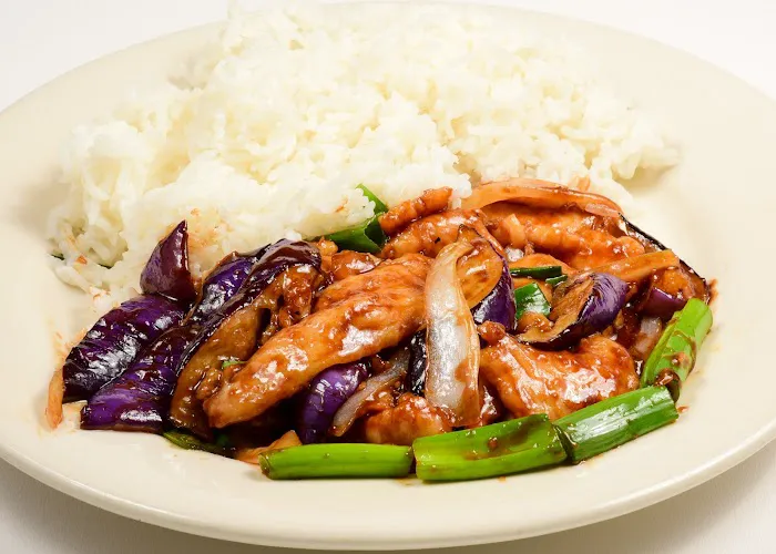 Spring Chinese Cuisine & Pho 9