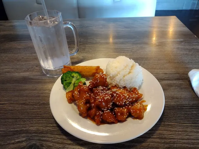 Sakura Asian Cuisine 3