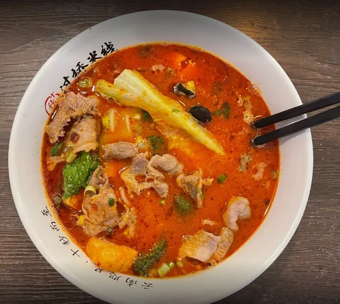 TEN SECONDS YUNNAN RICE NOODLE (过桥米线) 3