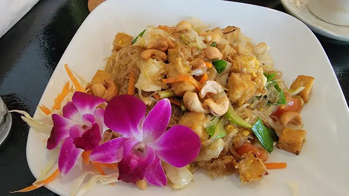 Thai Hut 8