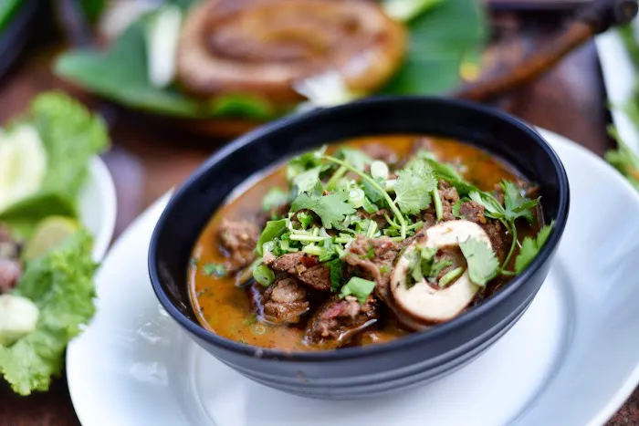 Tong's Thai Restaurant 2