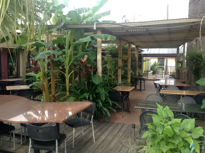 Tong's Thai Restaurant 7