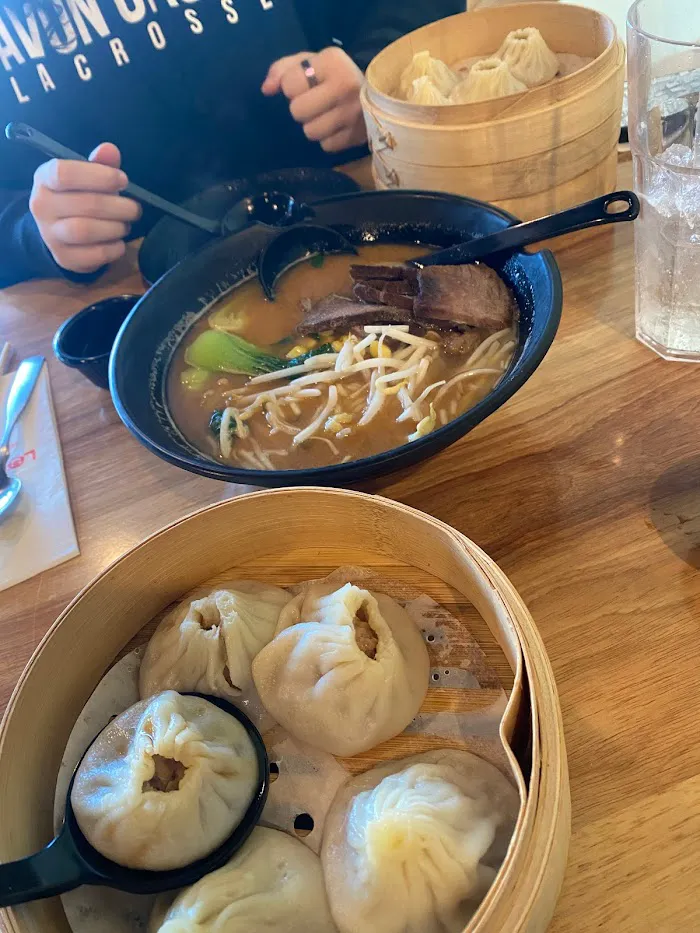 Long Bao & Noodles Express 9