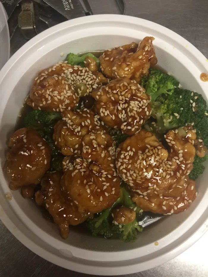 Ming Kitchen 9