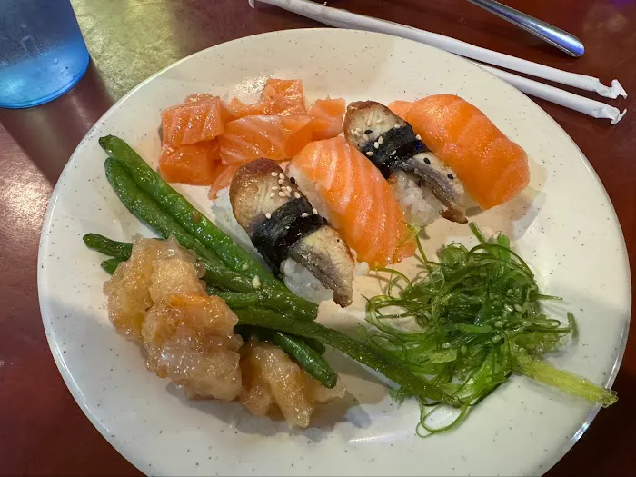 Hibachi Grill & Supreme Sushi Buffet 8