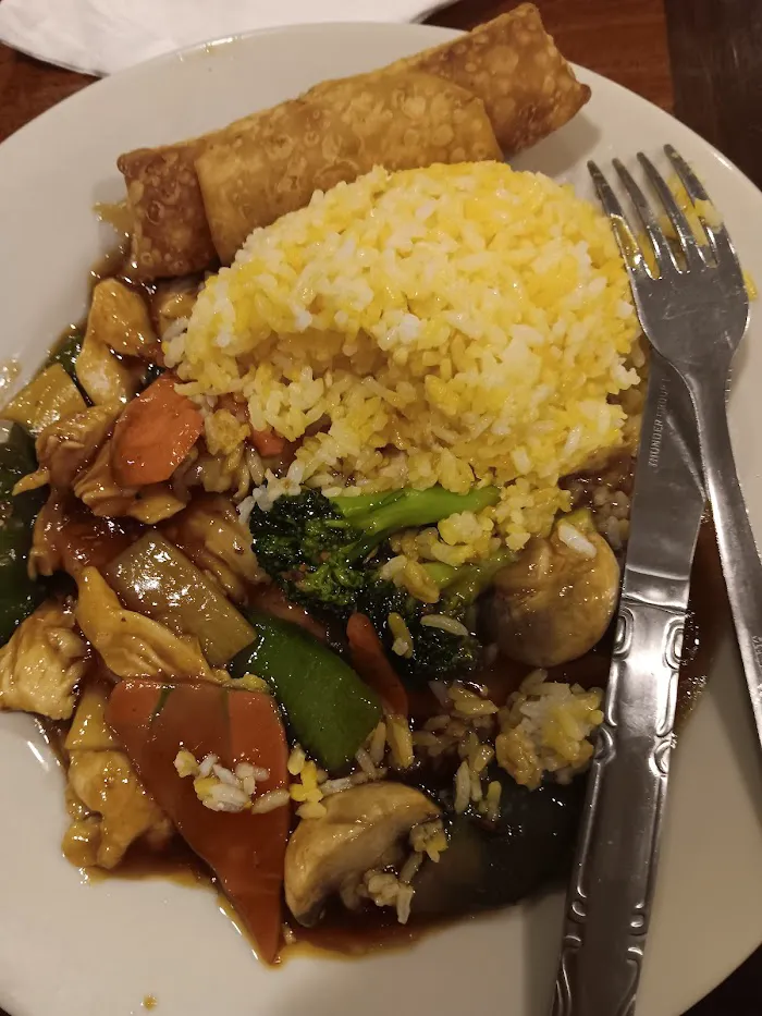 Lung Fung Chinese Restaurant 2 4
