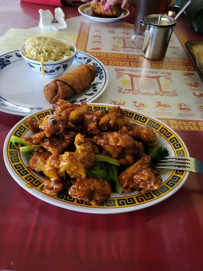 La Chinita's Restaurant 7