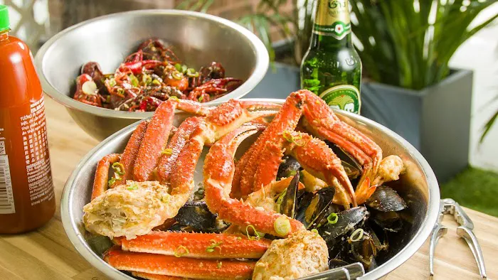 Pinch Boil House 1