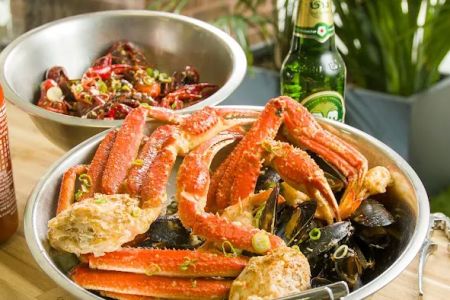 Pinch Boil House