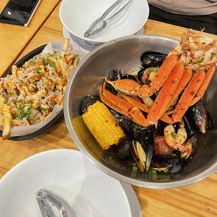 Pinch Boil House 9