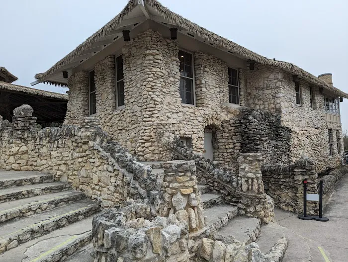 Jingu House 7