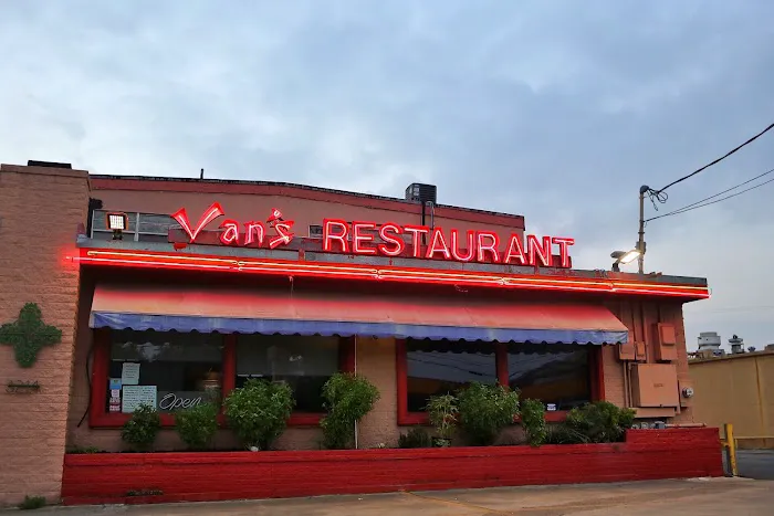 Van's 7
