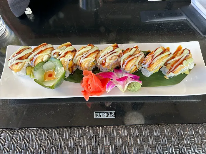 Green Ginger Asian Fusion Restaurant 8