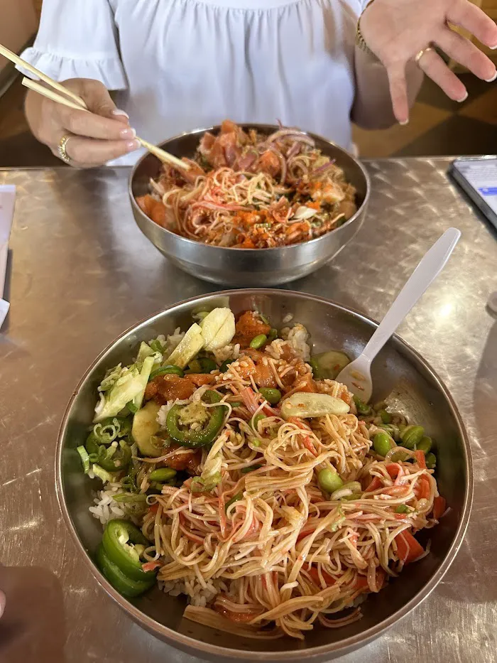 Ginza Ramen and Poke 2