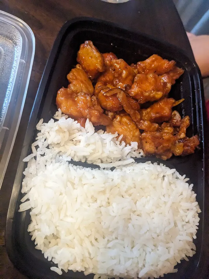Sizzling wok Restaurant 8