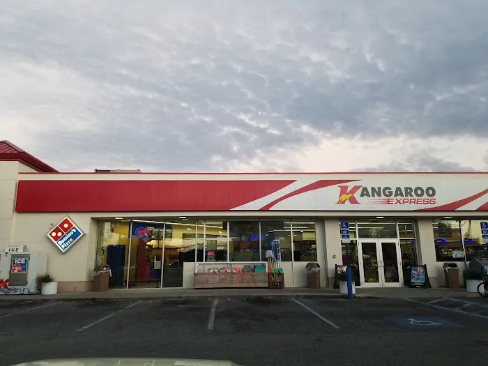 Domino's Pizza 10