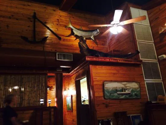 Bayou Bill's Crab House 4