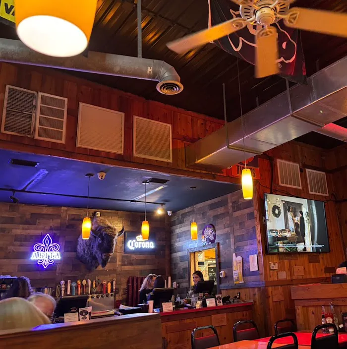 Buffalo Jack's Legendary Wings & Pizza 8