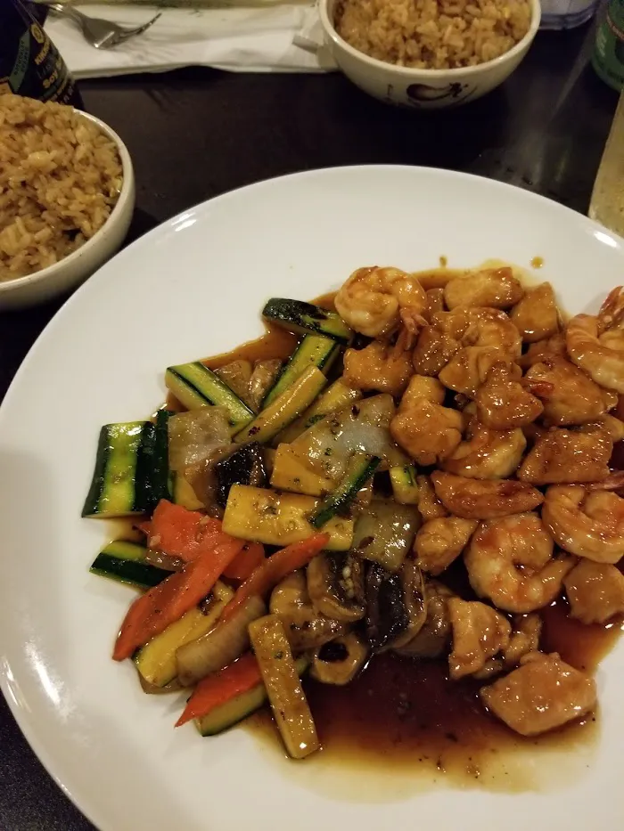 Yimo Sushi & Hibachi 8