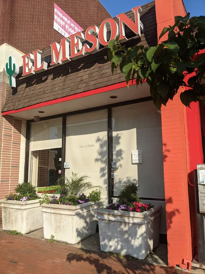 El Meson 1
