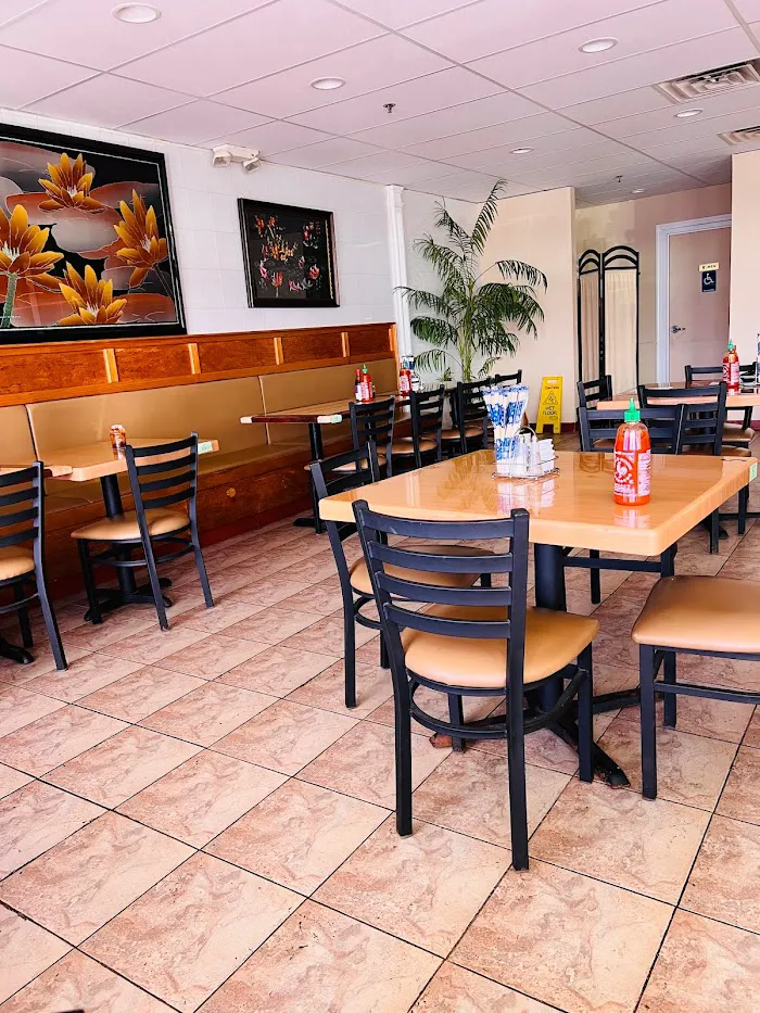 Vietnam Bistro Res 1