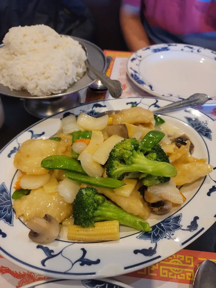 Hunan House Restaurant- 8