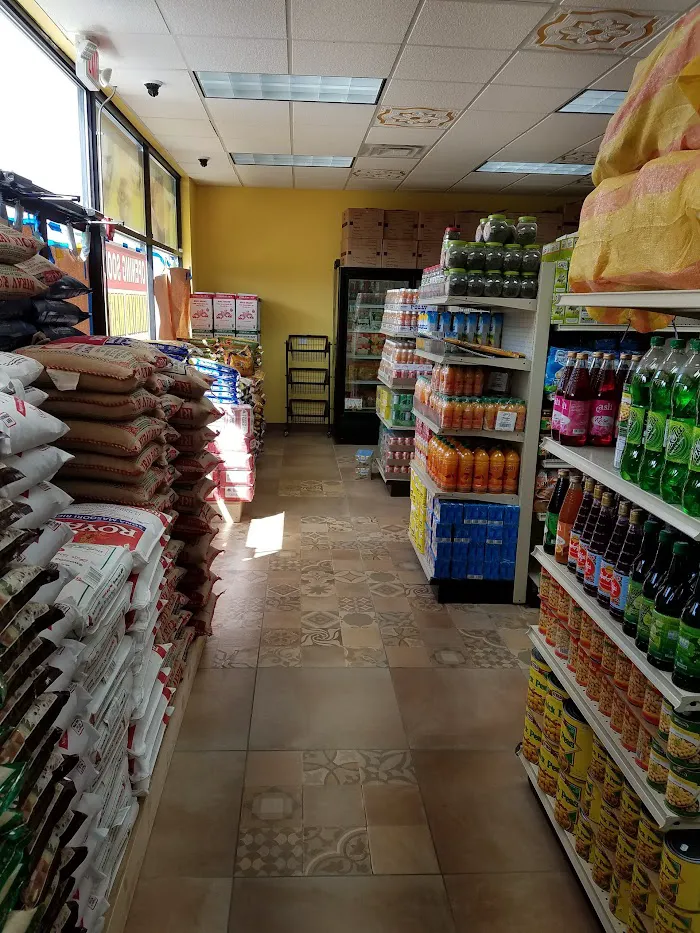 Kamyab Mart M&G INC . Halal Cooked Food 9