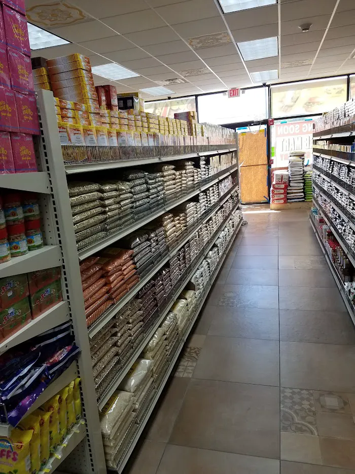 Kamyab Mart M&G INC . Halal Cooked Food 10