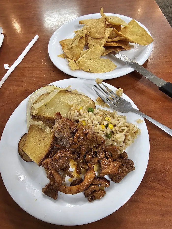 Golden Corral Buffet & Grill 4