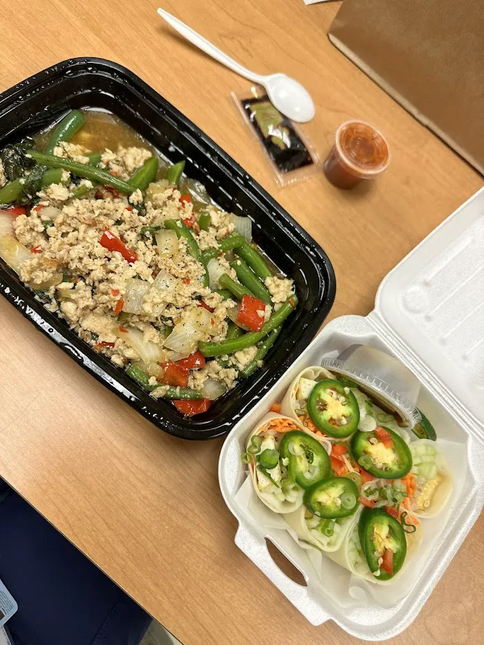 Som Za Thai Cuisine 9