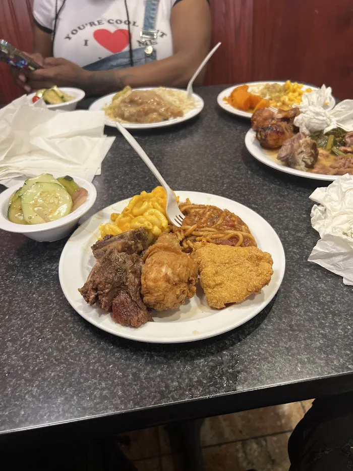 Dusties Southern Style Buffet 7