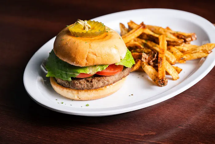 Red Star Kitchen + Bar 7