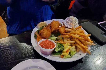 LakeHouse Restaurant