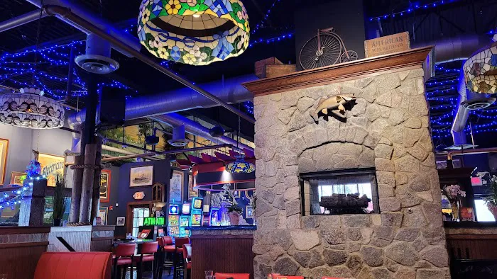 LakeHouse Restaurant 8