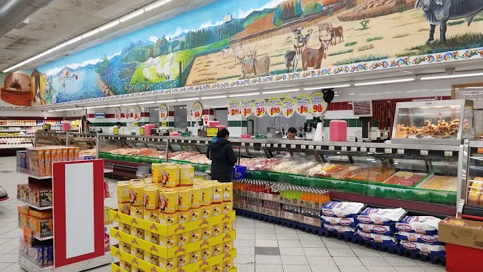 Food Market La Chiquita 3