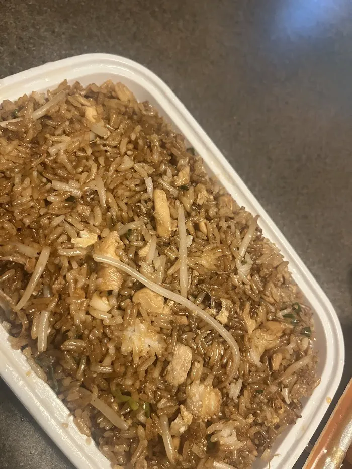 New China hut # 3 (downtown Aurora) 7