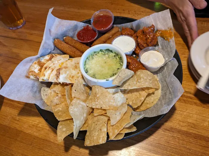 Applebee's Grill + Bar 7